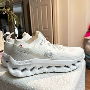 New in Box Loewe x ON cloud tilt shoes Size 40 Sold Out